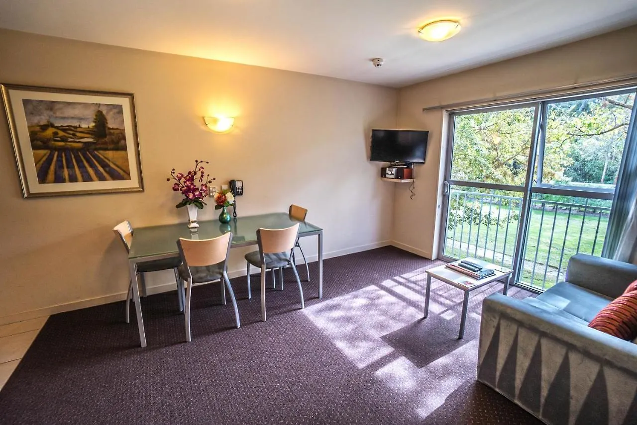 Kings Of Riccarton Motel With Airport Shuttle Service Κράισττσερτς